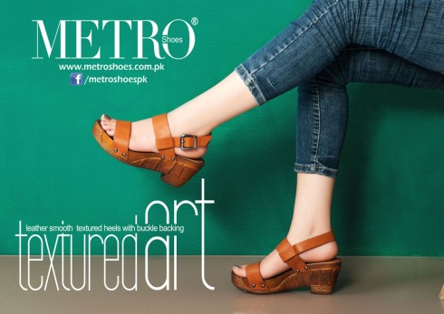 Textured Heel Metro Shoes